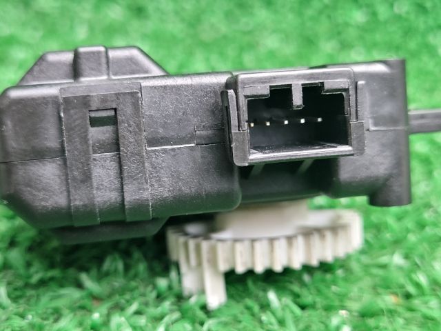 bontott SUZUKI VITARA Fűtés Állító Motor