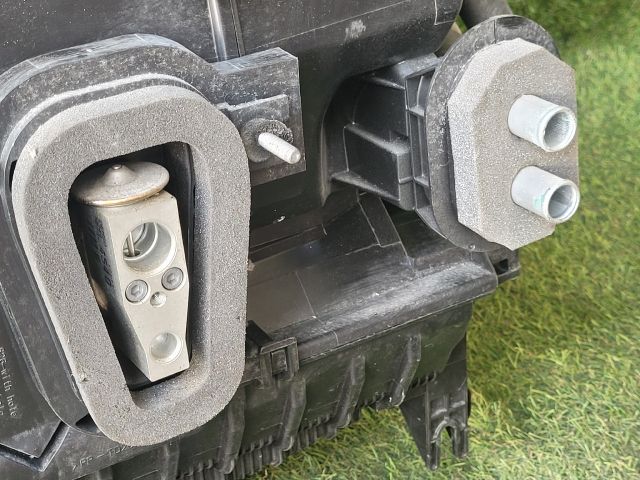 bontott SUZUKI VITARA Fűtés Box