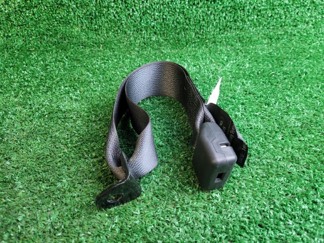 bontott SUZUKI VITARA Hátsó középső Biztonsági Öv Csat