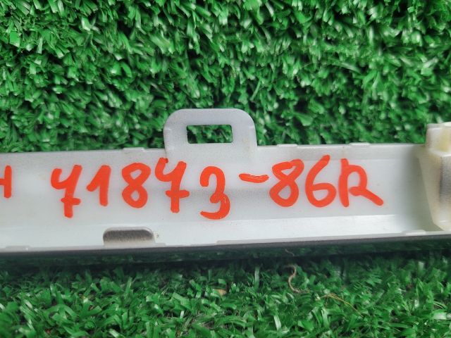 bontott SUZUKI VITARA Hátsó középső Lökhárító