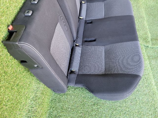 bontott SUZUKI VITARA Hátsó Ülés Szett