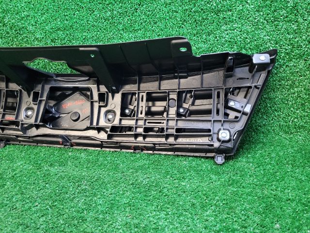 bontott SUZUKI VITARA Hűtőrács