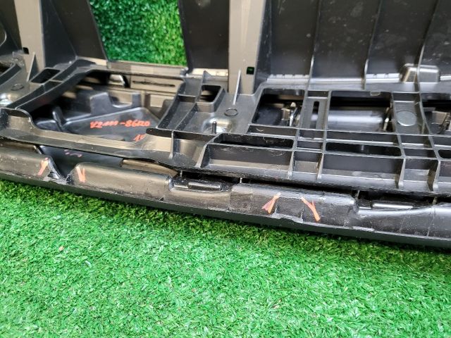 bontott SUZUKI VITARA Hűtőrács