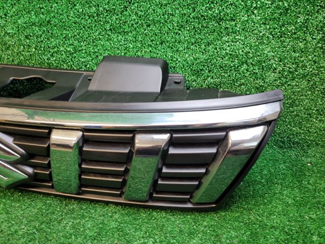 bontott SUZUKI VITARA Hűtőrács