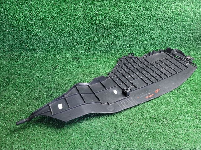 bontott SUZUKI VITARA Jobb Alsó Műszerfal Burkolat