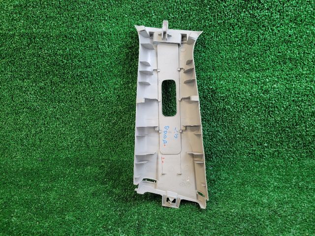 bontott SUZUKI VITARA Jobb B Oszlop Burkolat