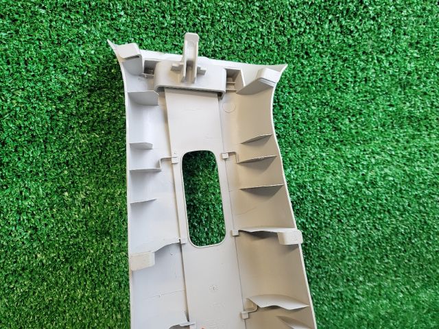 bontott SUZUKI VITARA Jobb B Oszlop Burkolat