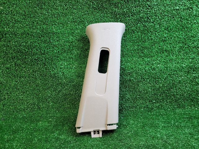 bontott SUZUKI VITARA Jobb B Oszlop Burkolat