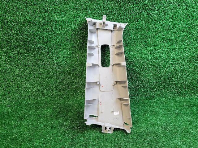 bontott SUZUKI VITARA Jobb B Oszlop Burkolat