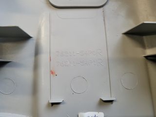 bontott SUZUKI VITARA Jobb B Oszlop Burkolat