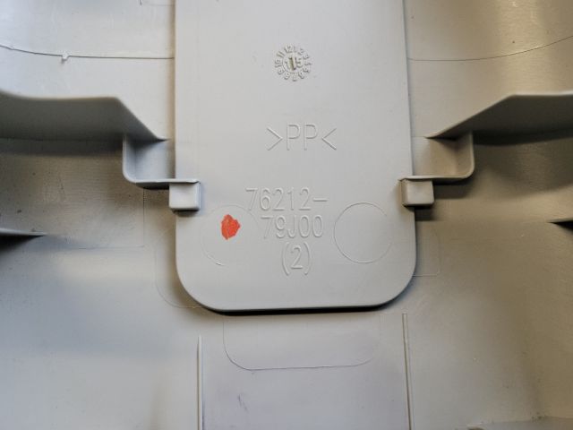 bontott SUZUKI VITARA Jobb B Oszlop Burkolat