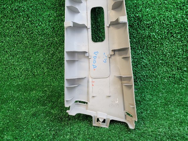 bontott SUZUKI VITARA Jobb B Oszlop Burkolat