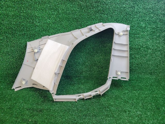 bontott SUZUKI VITARA Jobb C Oszlop Burkolat