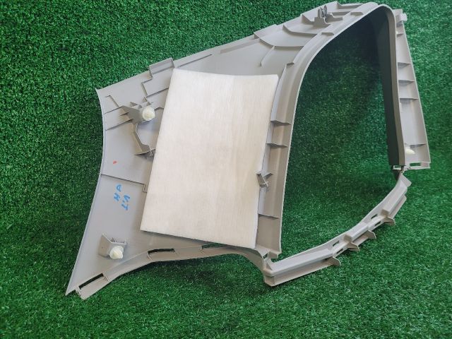 bontott SUZUKI VITARA Jobb C Oszlop Burkolat