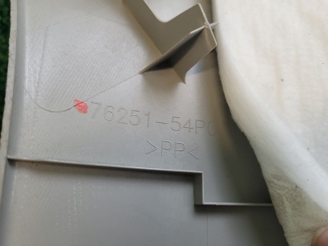 bontott SUZUKI VITARA Jobb C Oszlop Burkolat