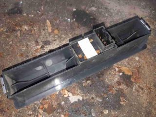 bontott SUZUKI VITARA Jobb első Ablakemelő Kapcsoló