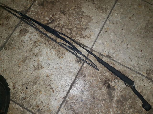 bontott SUZUKI VITARA Jobb első Ablaktörlő Kar