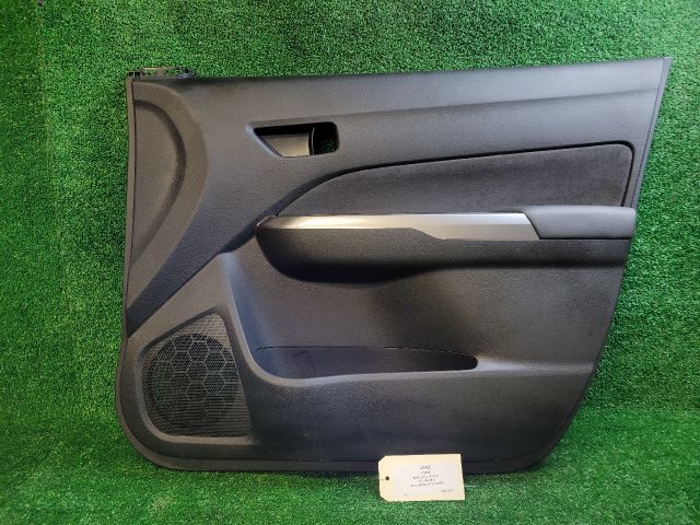 bontott SUZUKI VITARA Jobb első Ajtó Kárpit