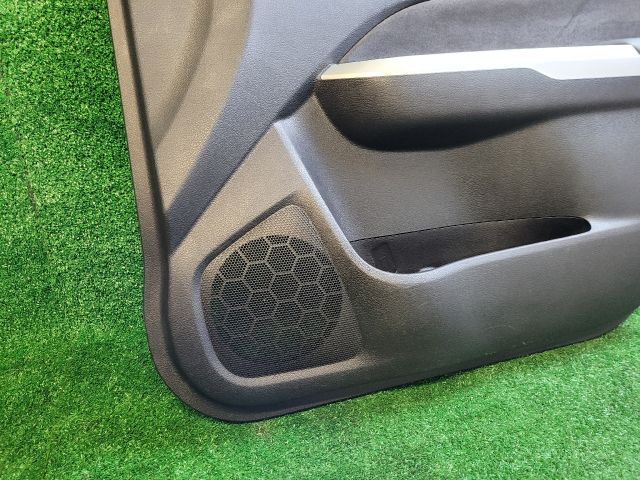 bontott SUZUKI VITARA Jobb első Ajtó Kárpit