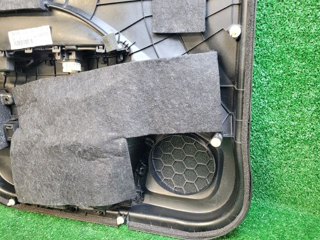 bontott SUZUKI VITARA Jobb első Ajtó Kárpit