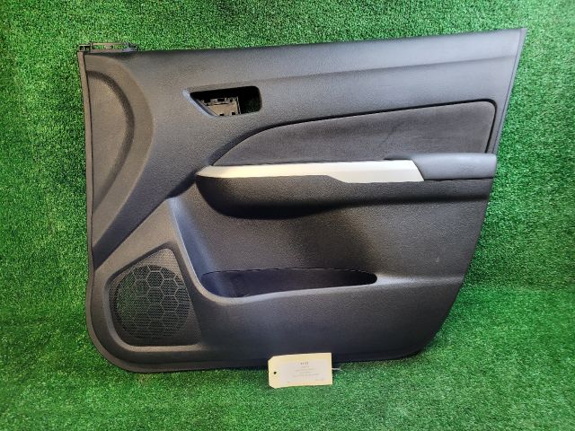 bontott SUZUKI VITARA Jobb első Ajtó Kárpit