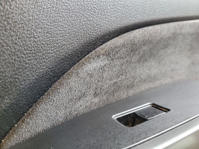 bontott SUZUKI VITARA Jobb első Ajtó Kárpit