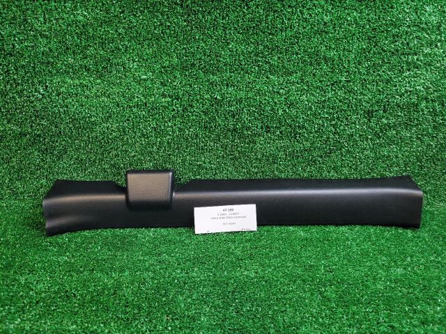 bontott SUZUKI VITARA Jobb első Belső Küszöb Burkolat