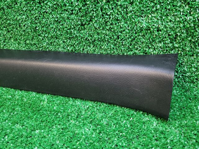 bontott SUZUKI VITARA Jobb első Belső Küszöb Burkolat