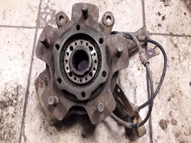 bontott SUZUKI VITARA Jobb első Csonkállvány Kerékaggyal