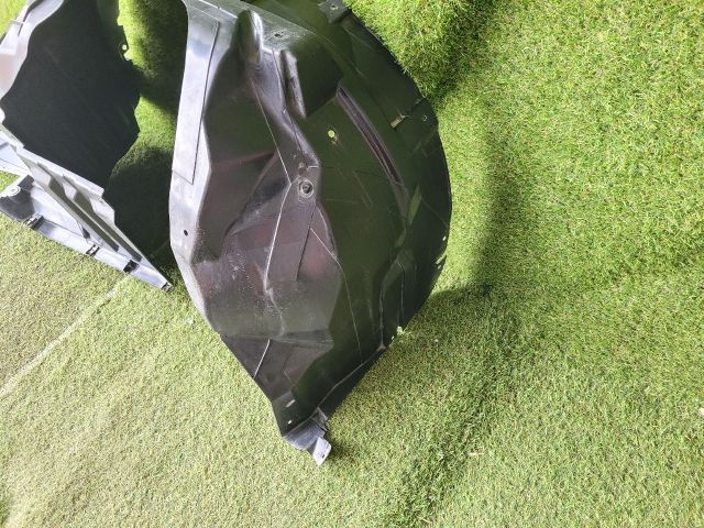 bontott SUZUKI VITARA Jobb első Dobbetét (Kerékjárati, Műanyag)