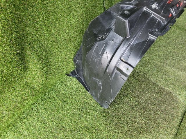 bontott SUZUKI VITARA Jobb első Dobbetét (Kerékjárati, Műanyag)