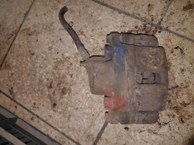 bontott SUZUKI VITARA Jobb első Féknyereg Munkahengerrel