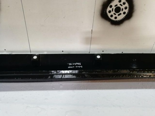 bontott SUZUKI VITARA Jobb első Küszöb Díszléc