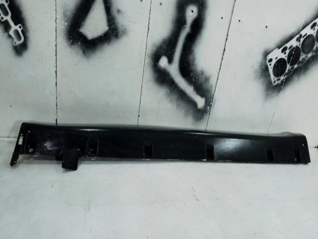 bontott SUZUKI VITARA Jobb első Küszöb Díszléc