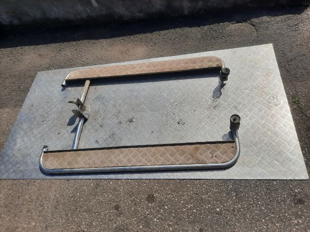 bontott SUZUKI VITARA Jobb Fellépő