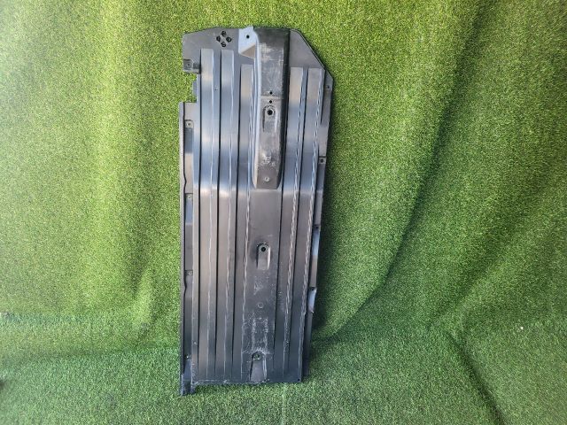 bontott SUZUKI VITARA Jobb Fenéklemez