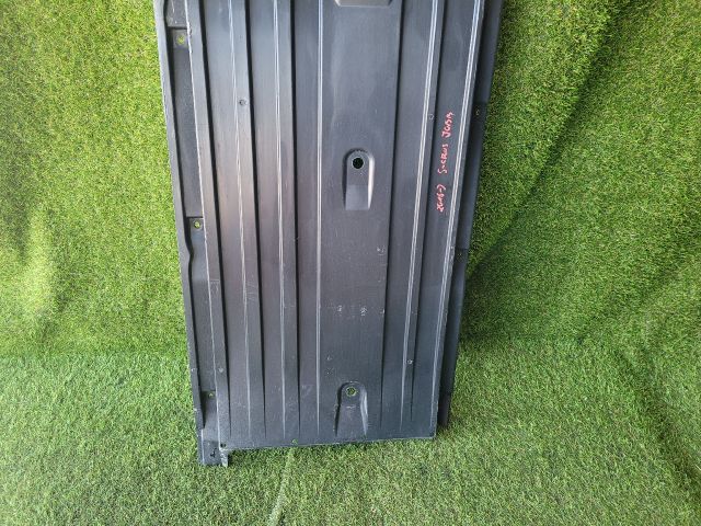 bontott SUZUKI VITARA Jobb Fenéklemez