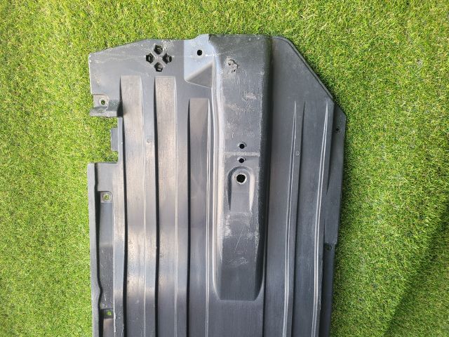 bontott SUZUKI VITARA Jobb Fenéklemez