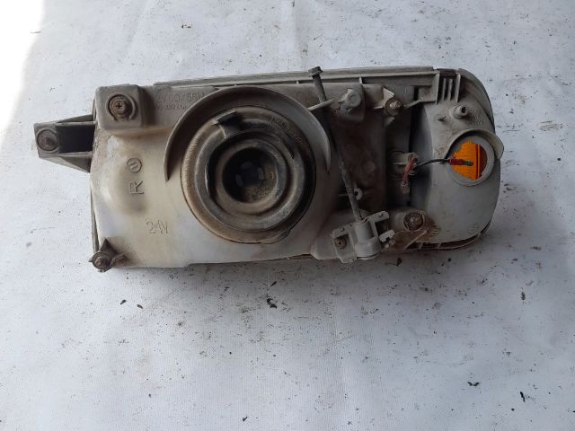 bontott SUZUKI VITARA Jobb Fényszóró