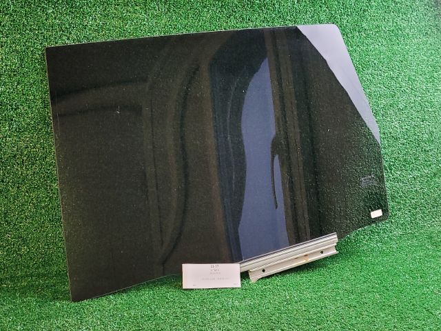 bontott SUZUKI VITARA Jobb hátsó Ablak