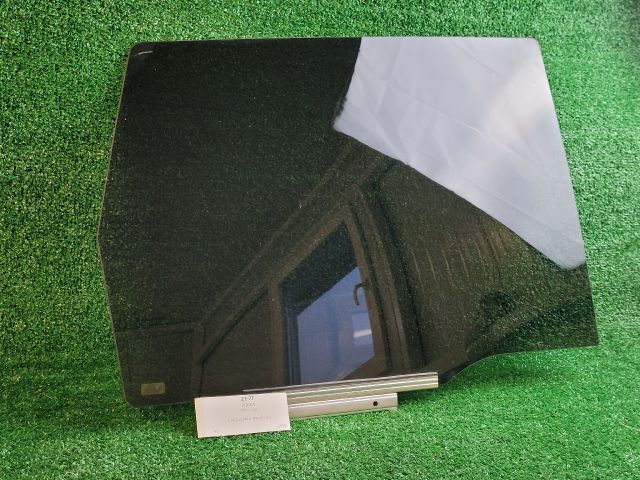 bontott SUZUKI VITARA Jobb hátsó Ablak