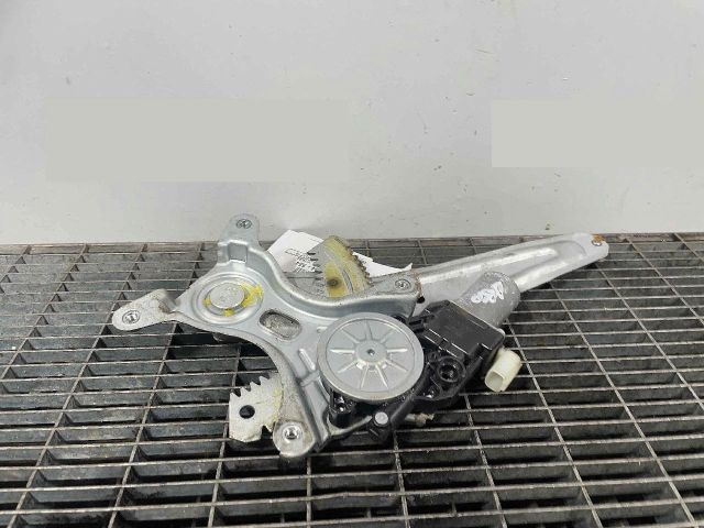 bontott SUZUKI VITARA Jobb hátsó Ablakemelő Szerkezet (Elektromos)