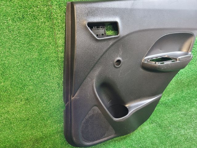 bontott SUZUKI VITARA Jobb hátsó Ajtó Kárpit