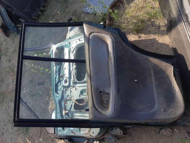 bontott SUZUKI VITARA Jobb hátsó Ajtó (Üres lemez)