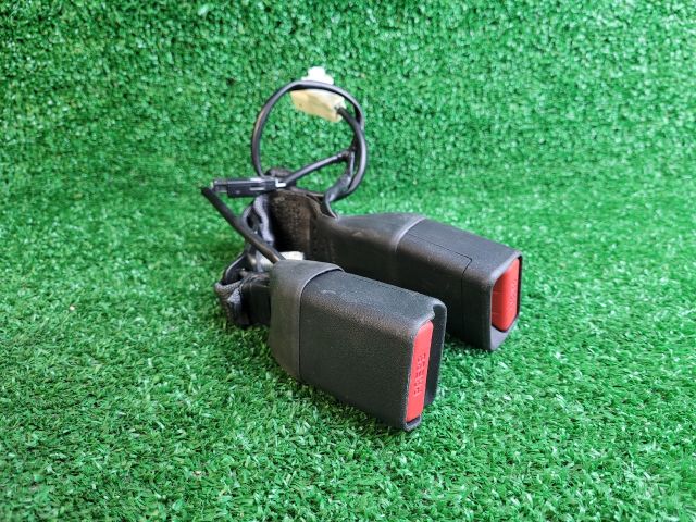 bontott SUZUKI VITARA Jobb hátsó Biztonsági Öv Csat