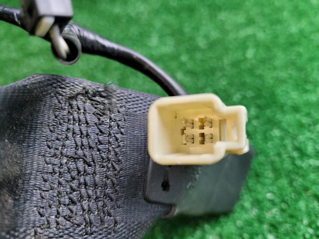 bontott SUZUKI VITARA Jobb hátsó Biztonsági Öv Csat