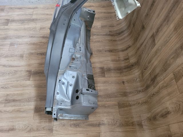 bontott SUZUKI VITARA Jobb hátsó Negyed Karosszéria Csomag