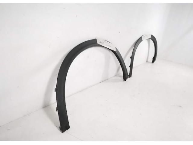 bontott SUZUKI VITARA Jobb hátsó Sárvédő Díszléc