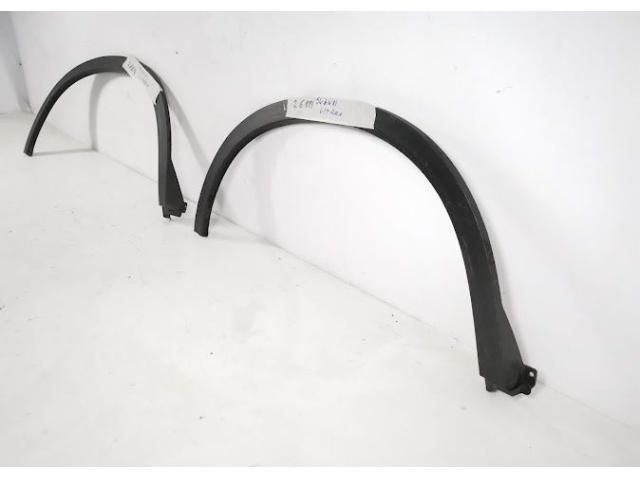 bontott SUZUKI VITARA Jobb hátsó Sárvédő Díszléc