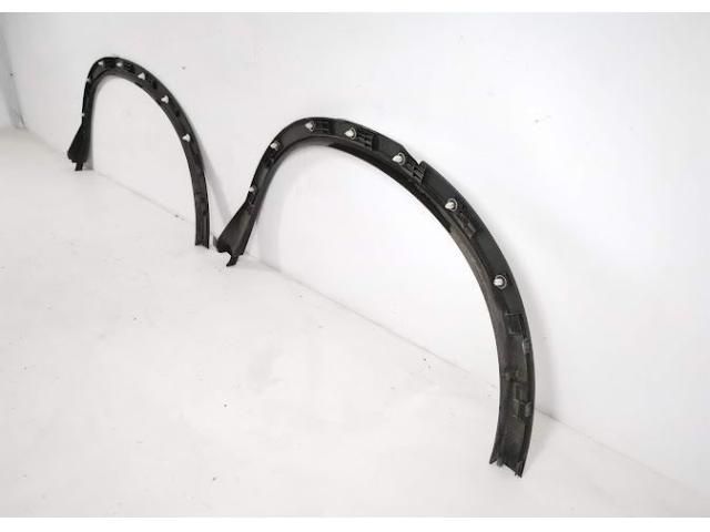 bontott SUZUKI VITARA Jobb hátsó Sárvédő Díszléc